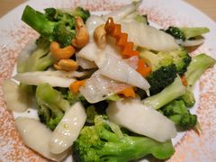 -吕氏疙瘩汤·海鲜新鲁菜(凯德mall新都心店)