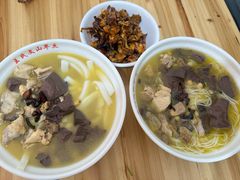 -文山荷鲜居(翠湖店)