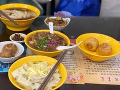 三鲜馄饨-毛华美食(清扬路店)