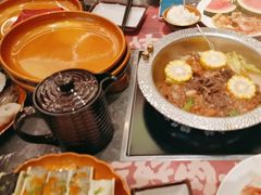 -牛YO寿喜烧·铁板烧和牛火锅自助(市府恒隆店)