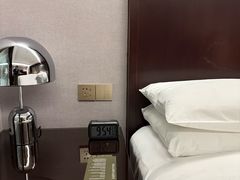 -上海龙之梦万丽酒店