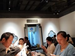 -功德林(南京西路店)