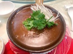 砂煲蟹肉鲍翅（尾勾）-新加坡泰园村酒楼直营(新华路店)