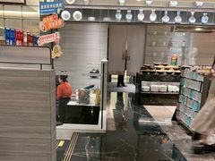 -东方红海鲜百汇(国际大厦店)