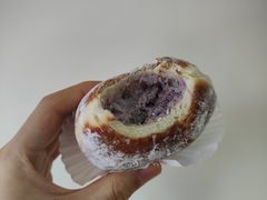 蓝莓奶油bom-屋裡·Union Bakery(龙江路店)