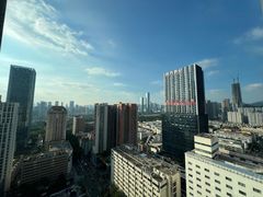 -华强广场酒店-椰香高空自助餐厅