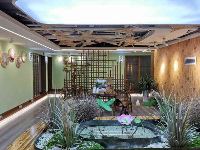 蓝采荷享耳坊·采耳按摩spa馆(春熙路ifs店)-"成都玩耍走了两天,特别