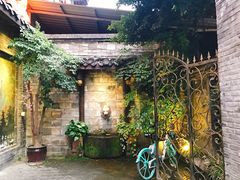 -佬革命主题火锅(玉沙路店)