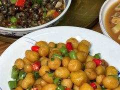 -芦茨金富饭庄·25年老字号·专做稻草鸡