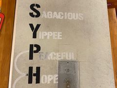 -西西弗书店&矢量咖啡(凯德晶萃广场店)