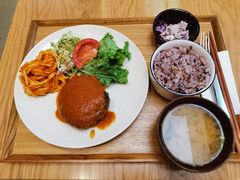 汉堡肉套餐-Café & Meal MUJI(北京坊店)