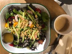 鲜柚芒果沙拉-HELLO 27 意面·沙拉·帕尼尼