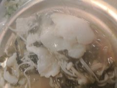 老坛酸菜鱼饭-南城香·饭香串香馄饨香(赵公口店)