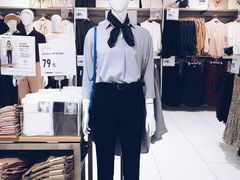 -优衣库(上海正大广场店)