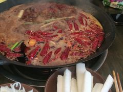 -黄潇洒老火锅(九眼桥宏济巷店)