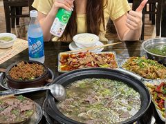 -乐山食古香跷脚牛肉