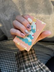 -雪奈传统美甲美睫