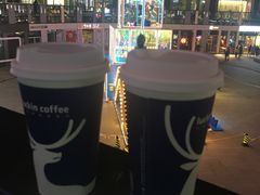 -瑞幸咖啡(三里屯SOHO-6号楼店)