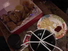 -Helens海伦司小酒馆(津湾广场店)