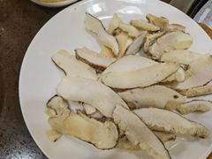 -峰瑞藏地美食·石锅鸡·牦牛肉(大昭寺品牌店)