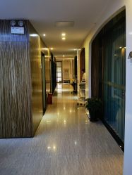 -比华利美容医院