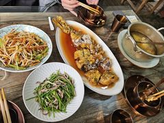 糖醋黄河鲤鱼-魁盛居百年鲁菜馆(县西巷店)