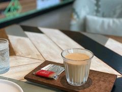 双杯热红丝绒雪酪茶拿铁-星巴克臻选(成都太古里店)