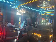 -屋有岛沉浸游戏旗舰店(中山公园店)