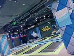 -反弹蹦床公园·亲子乐园·团建·派对(青岛融创茂店)