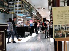 -东方红海鲜百汇(国际大厦店)