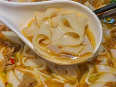 -呷佬·长沙手工米粉(金沙江路店)