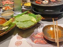 -草家酱蟹炭火烤肉店(珲春南路一店)