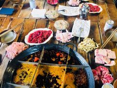 -岗上渣渣老火锅(两路口店)