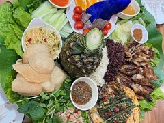 -沐毫傣泐云南菜孔雀宴•手抓饭傣味烧烤(曼听公园店)