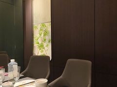 -艳阳天民俗村(公园路店)