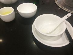 餐具摆设-美极鲜食坊(宝安南路店)