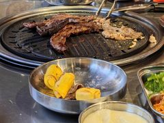 -哈哈碳都·牛肋条无限自助烤肉(台江万达店)