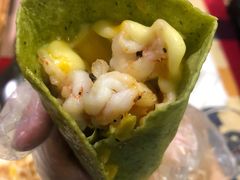 虾仁蟹肉芒果迷你卷-遇见西木美式餐厅(体育路店)