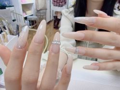 -尤米一站式美甲美睫