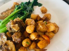 -荣誉国际酒店-云顶旋转餐厅