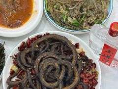-丹水桥地锅鱼·翘嘴鲌·地方特色全鱼宴(丹江口大坝店)
