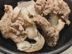 -嘎琉鲜切牛肉自助火锅