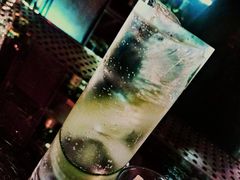 -Whisper Bar 