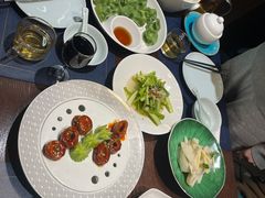 -湖畔鲁菜·二十年老字号餐厅(大明湖店)