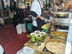 -正宁路小吃夜市