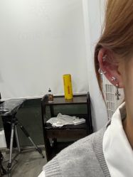 -龙之吻专业刺青·手工耳洞·纹身去色