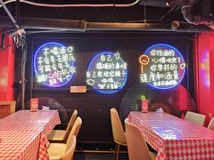 -霸气大叔干锅鸭头·龙虾烧烤·川菜·赛事直播(三里屯店)