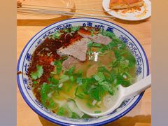 -嘻小北·兰州清汤牛肉面(太平洋森活天地店)