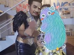 -金东尼人妖秀