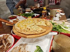 -言玖鲜火锅串串披萨自助(益田假日店)